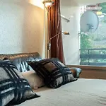 Montfort 10a Apartment