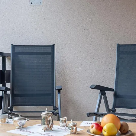 Montfort 10a By Interhome